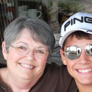 Meet your Posher, Jeanne